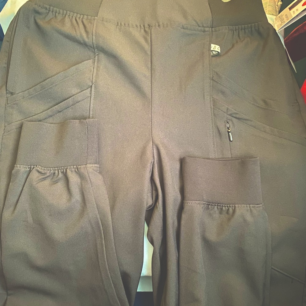 Black scrub pants - jogger style